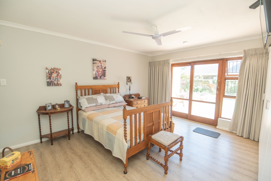 3 Bedroom Property for Sale in Summerstrand Eastern Cape